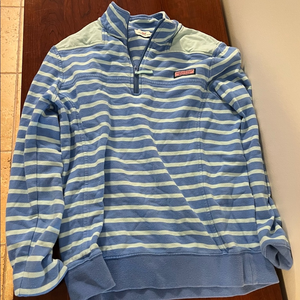 Vineyard vines shep shirt size small